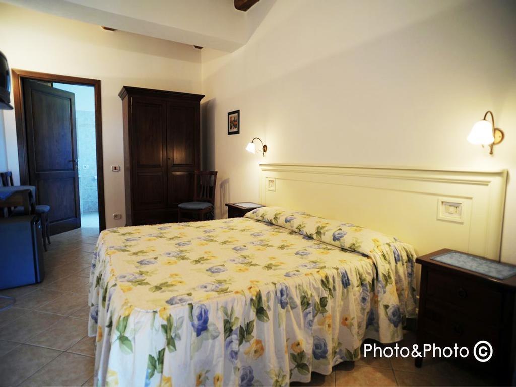 Saturnia Pian Di Cataverna חדר תמונה
